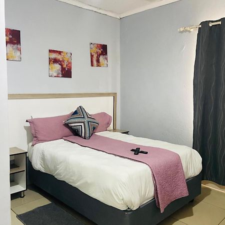 Nongoma Legugu Bed And Breakfast מראה חיצוני תמונה